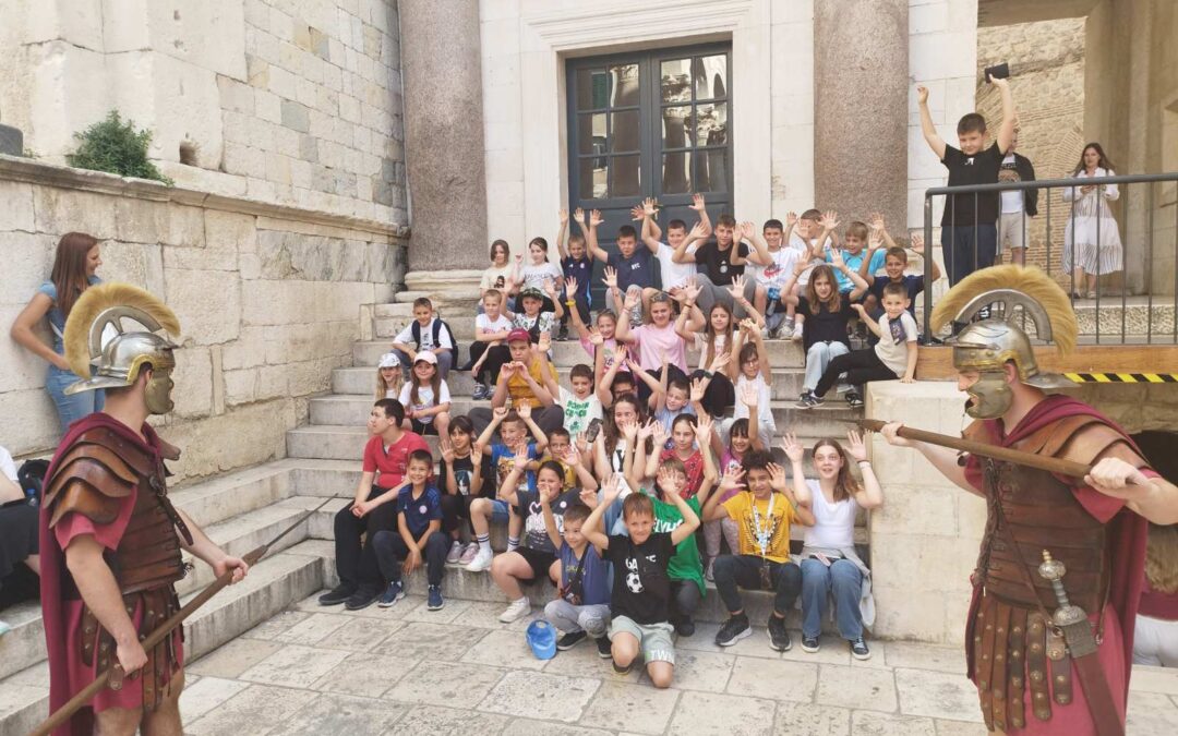 Školski izlet u Salonu i Split